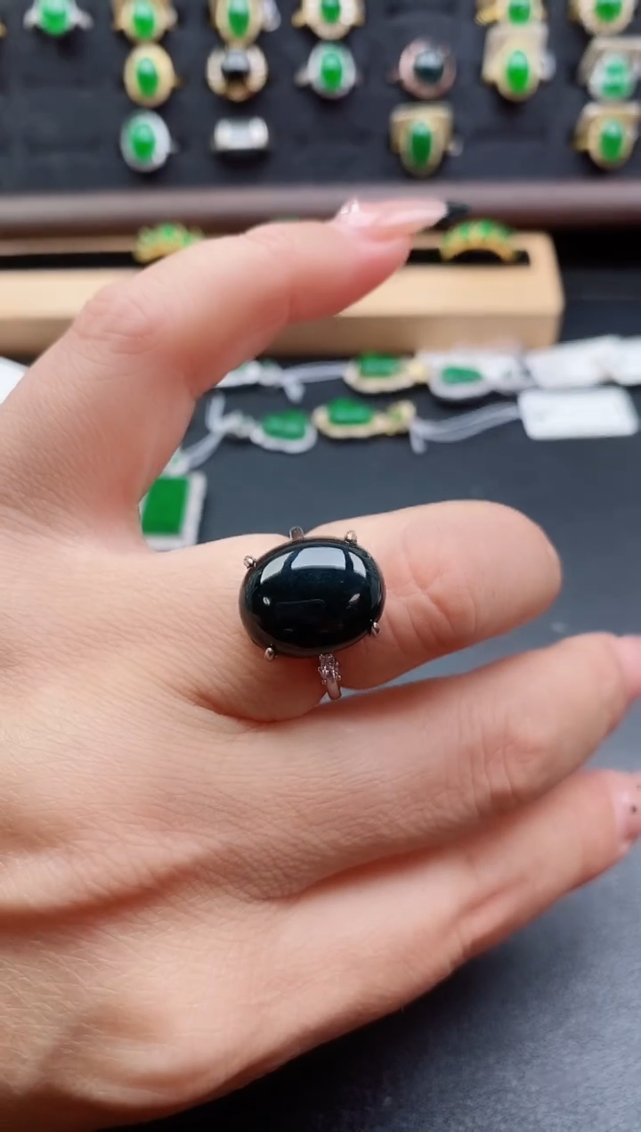 银S925镶嵌戒指翡翠1