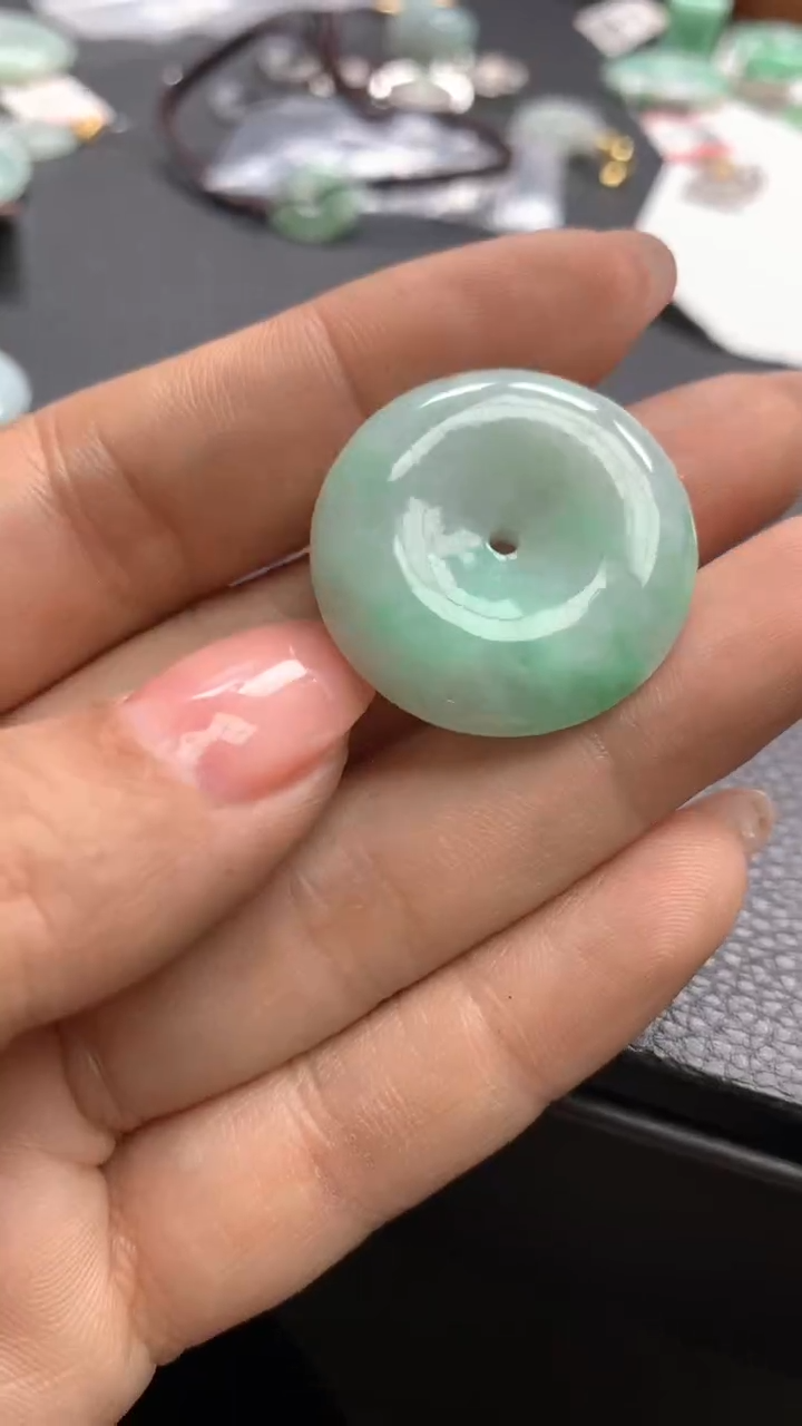 【闪购商品】翡翠吊坠(不含链)未镶嵌平安扣