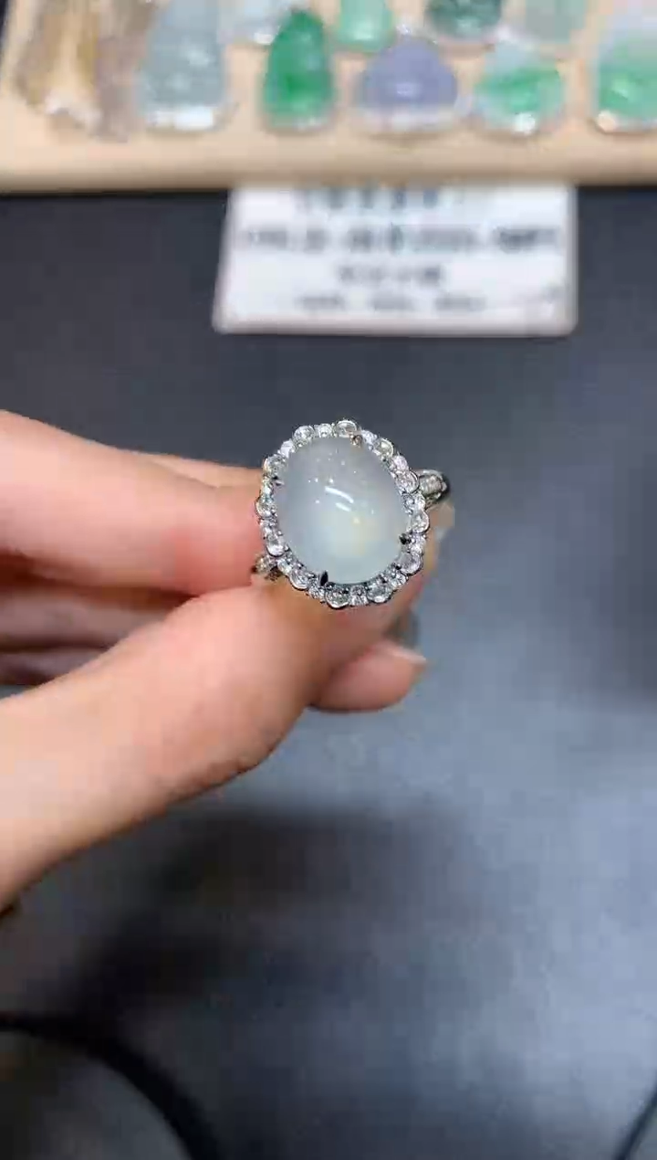 【闪购商品】翡翠戒指18K金镶嵌【无服务费