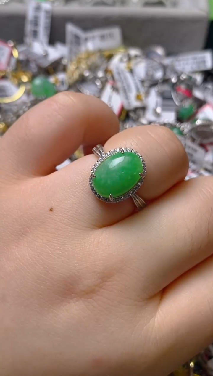 银S925镶嵌戒指翡翠百内无证书