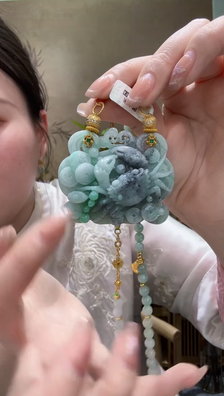 【闪购商品】翡翠未镶嵌颈饰吊坠