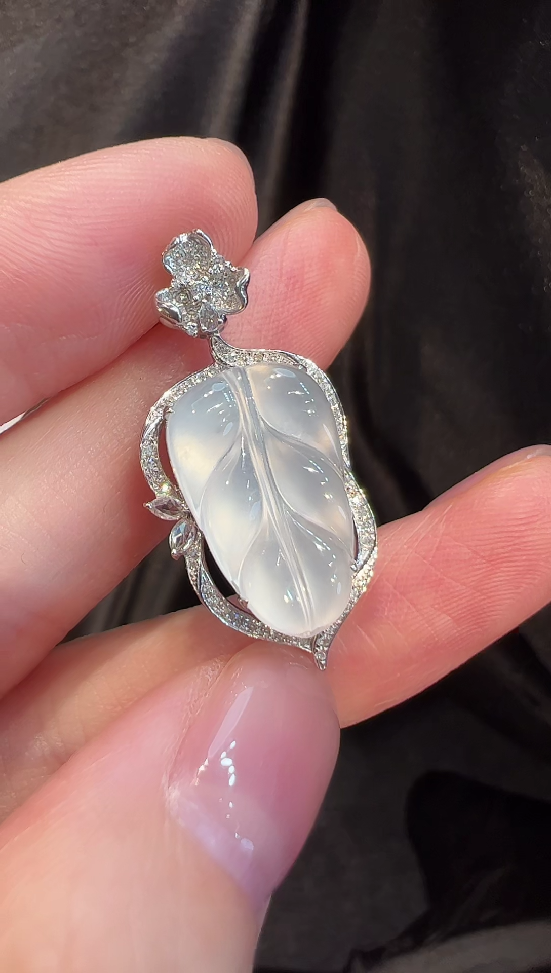 吊坠(不含链)18K金镶嵌翡翠A****8L6吊坠