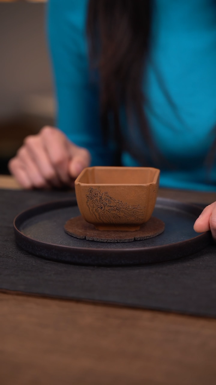 【闪购商品】紫砂茶杯青牧山房  亦如  刻龙