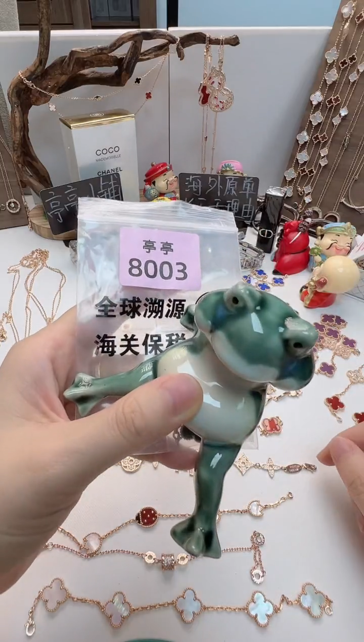 山****师华禄甄选阁亭亭总铺