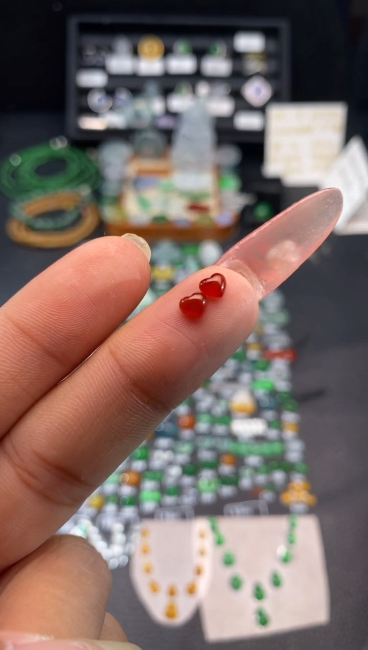 【闪购商品】翡翠挂件未镶嵌爱心