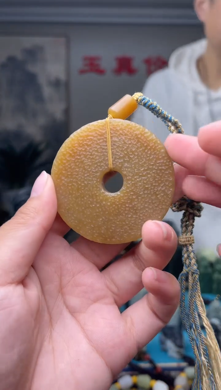 未镶嵌和田玉挂件1