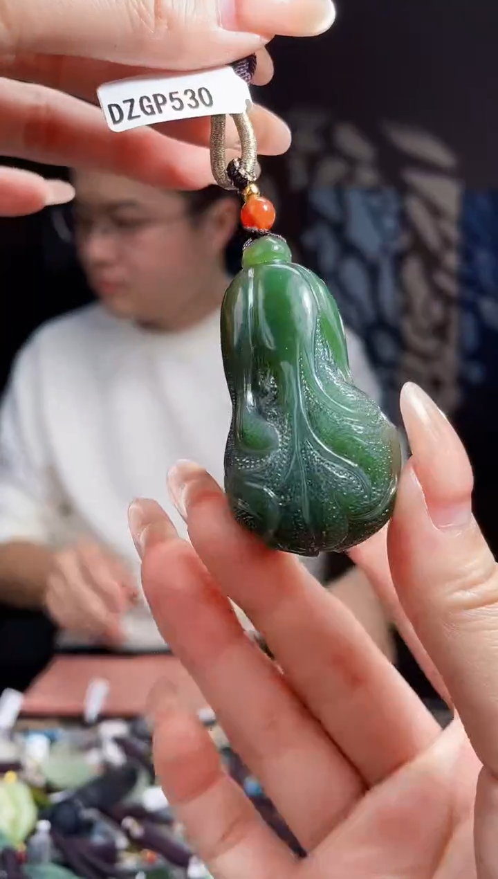 【闪购商品】和田玉颈饰未镶嵌拍一发一