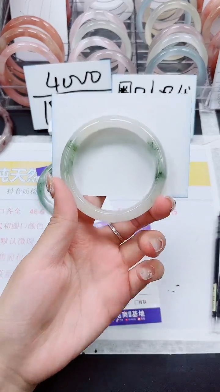 【闪购商品】石英质玉手镯未镶嵌A47-56/57