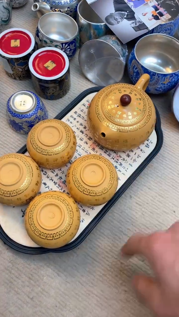 【闪购商品】瓷片@@@@@@@百福黄金段泥一壶四杯带茶盘