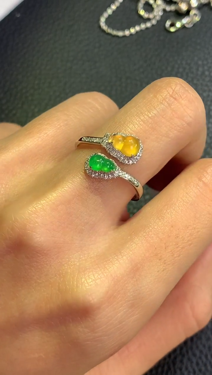 【闪购商品】翡翠戒指18K金镶嵌双葫芦戒指