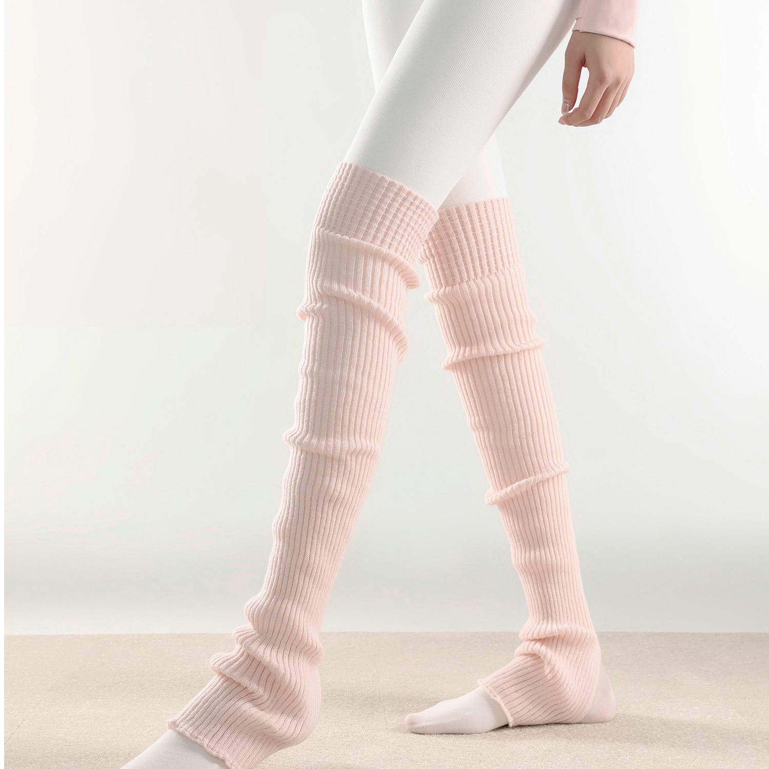 抵达一楼粉色袜套女秋冬保暖针织腿套日系堆堆袜加长叠穿中筒袜