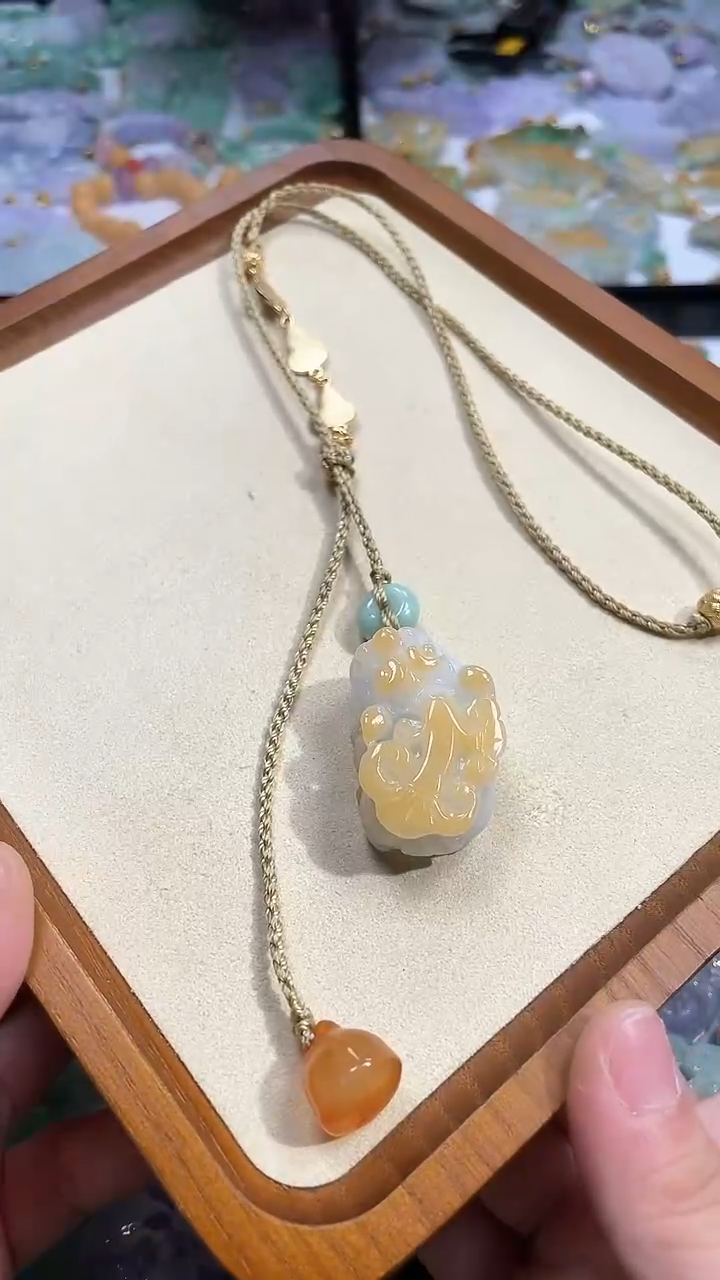 【闪购商品】翡翠颈饰未镶嵌吊坠