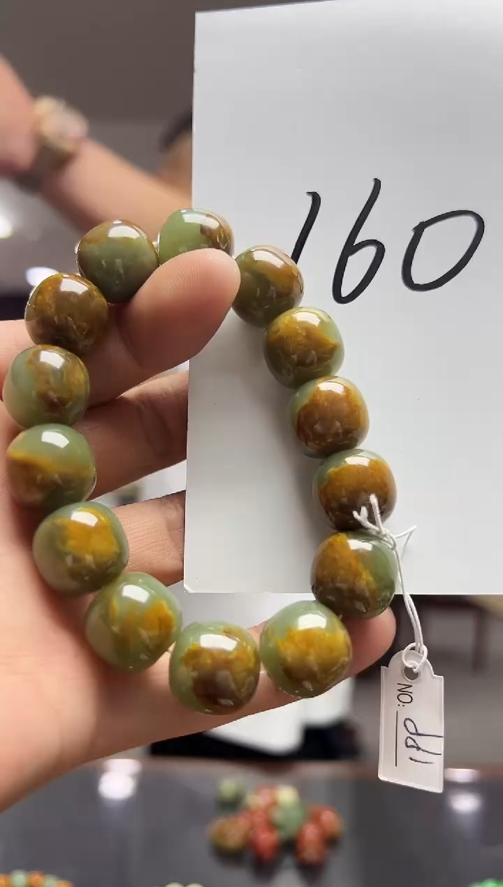 未镶嵌手链透闪石质玉多样性发货其中发一