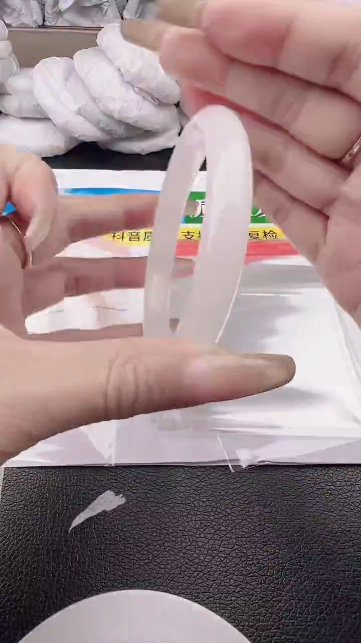 未镶嵌手镯石英质玉白月光圈口58
