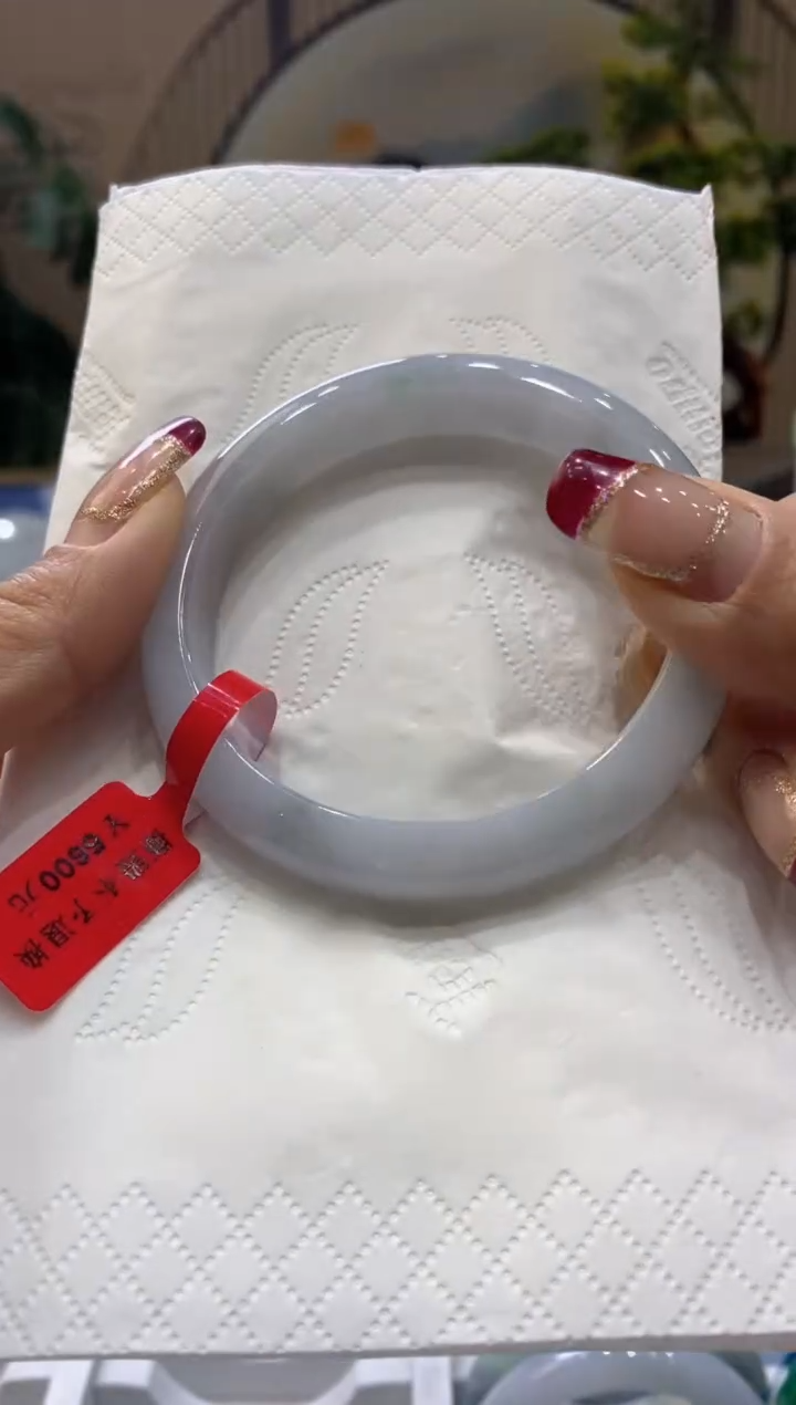 【闪购商品】翡翠手镯未镶嵌99908051