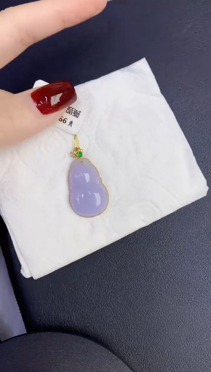 颈饰18K金镶嵌翡翠缅甸天然翡翠a货