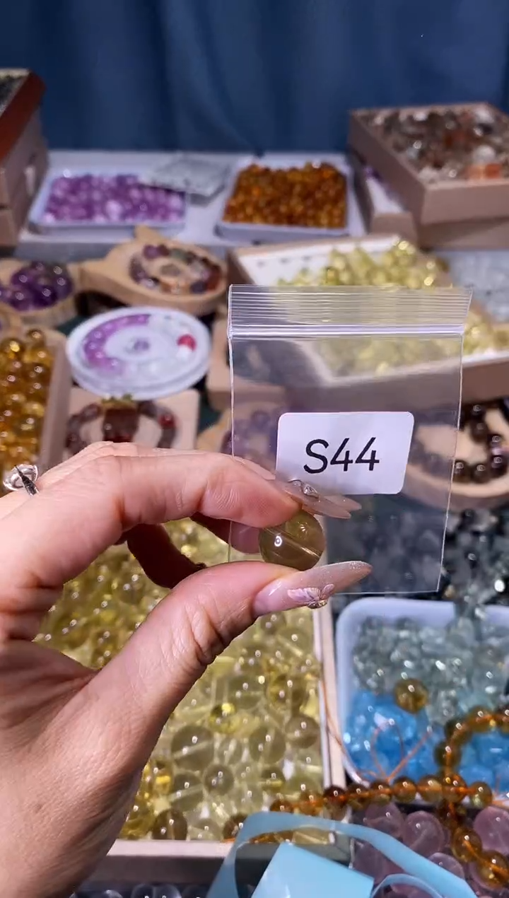 未镶嵌手串水晶?****?S44黄水晶14mm7颗拍3