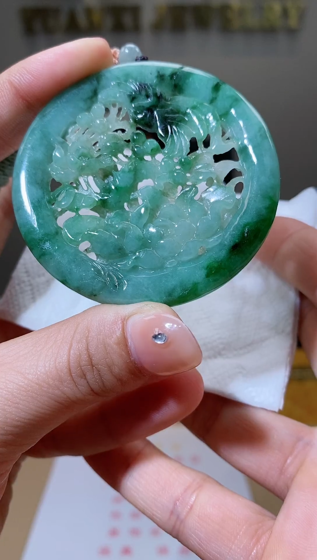 【闪购商品】翡翠吊坠(不含链)未镶嵌天然A货翡翠