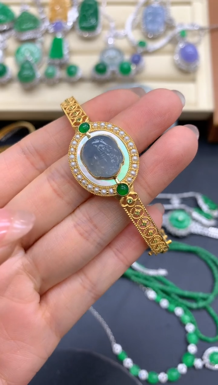 【闪购商品】翡翠手镯18K金镶嵌541-中国好珍宝