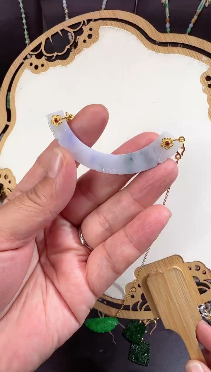 【闪购商品】翡翠颈饰未镶嵌拍照