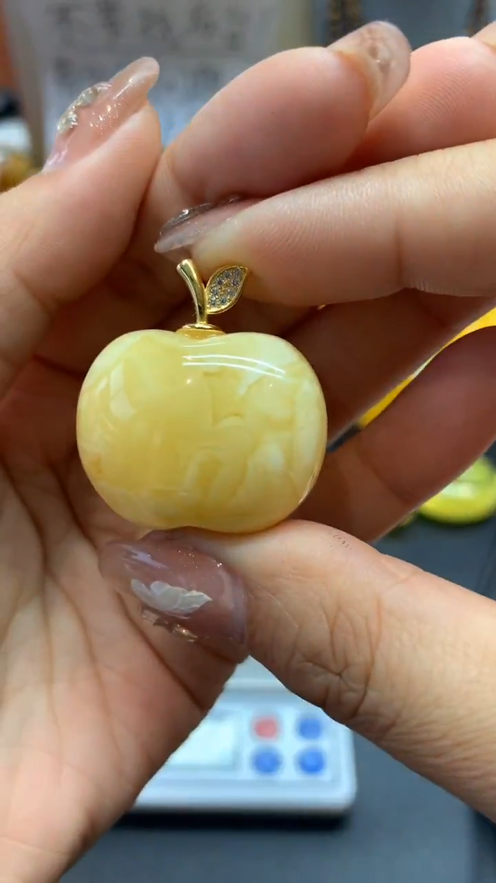 【闪购商品】银S925镶嵌琥珀珠宝奇石928