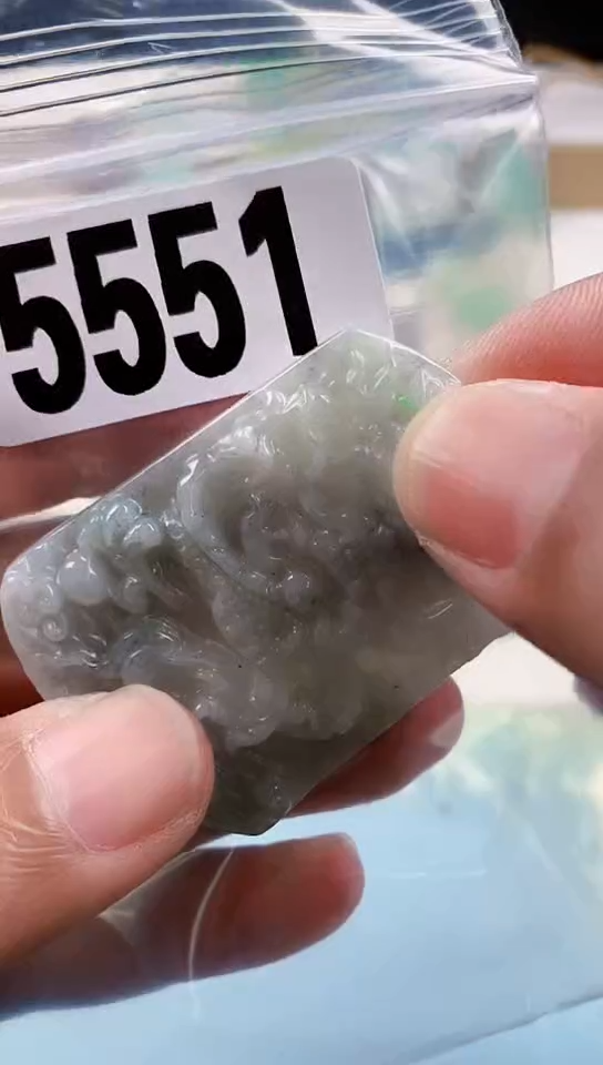 【闪购商品】翡翠挂件未镶嵌天然翡翠吊坠挂件