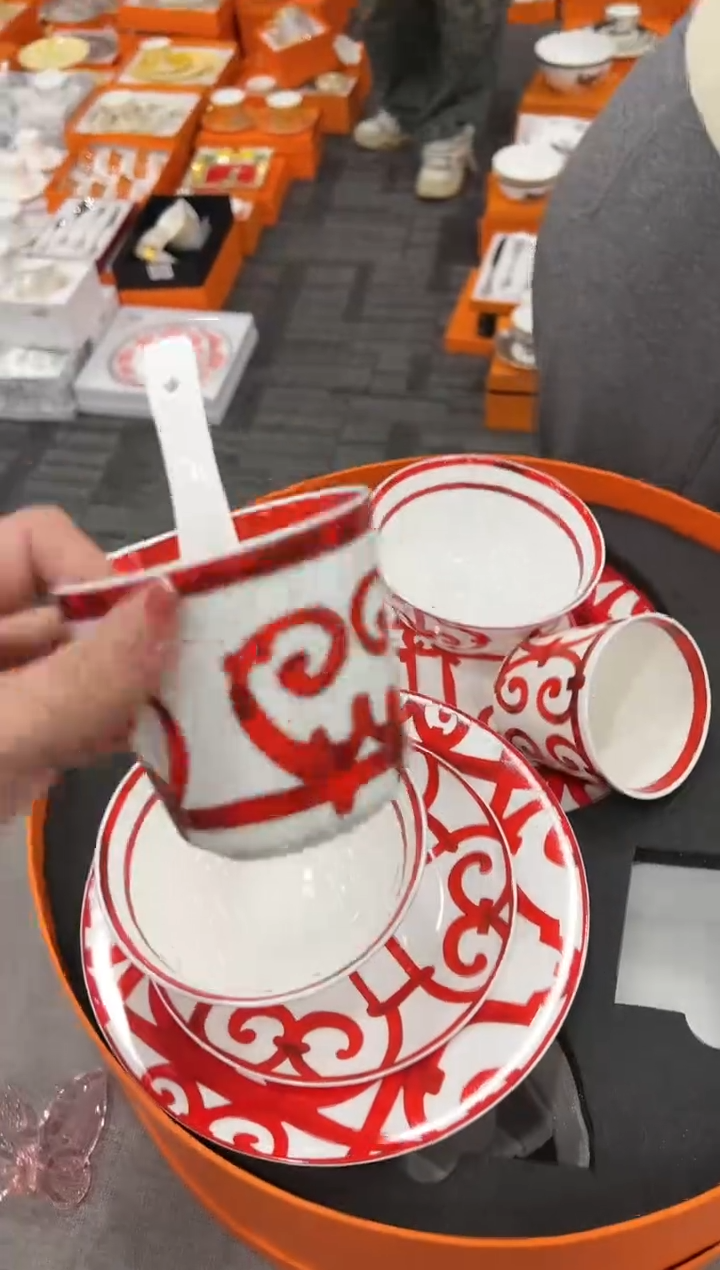 【闪购商品】杯H586--------------