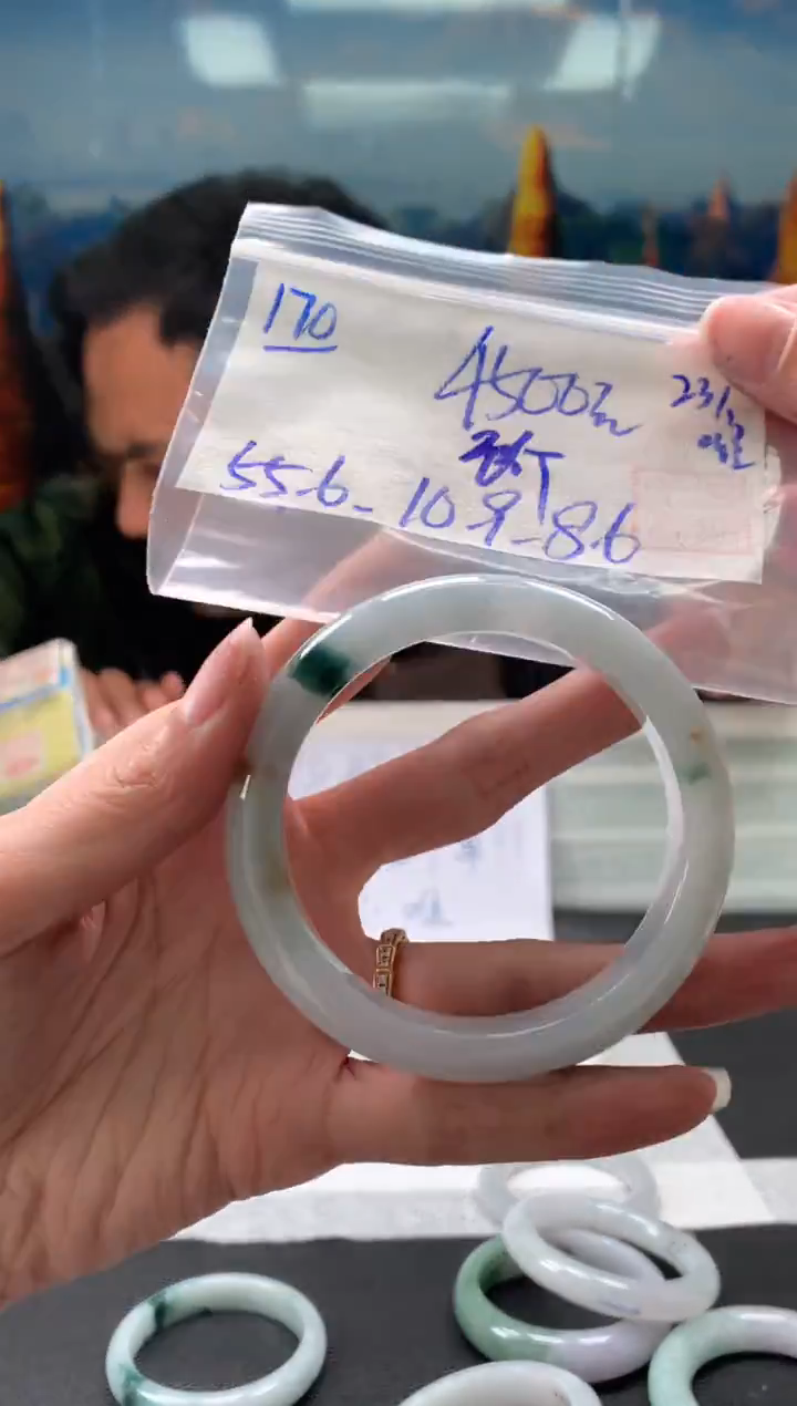 【闪购商品】翡翠手镯未镶嵌翡翠手镯 下单联系小耳机#170