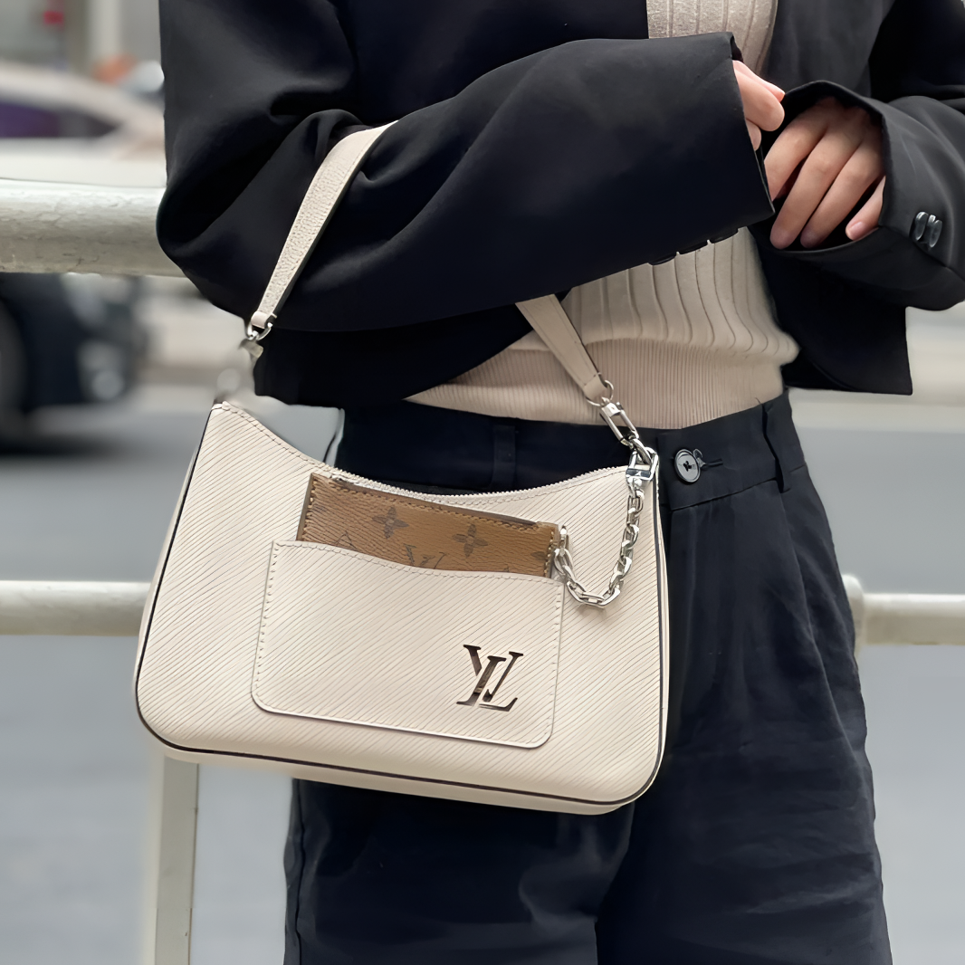 99新 LouisVuitton/路易威登 芯片水波纹marelle单肩包