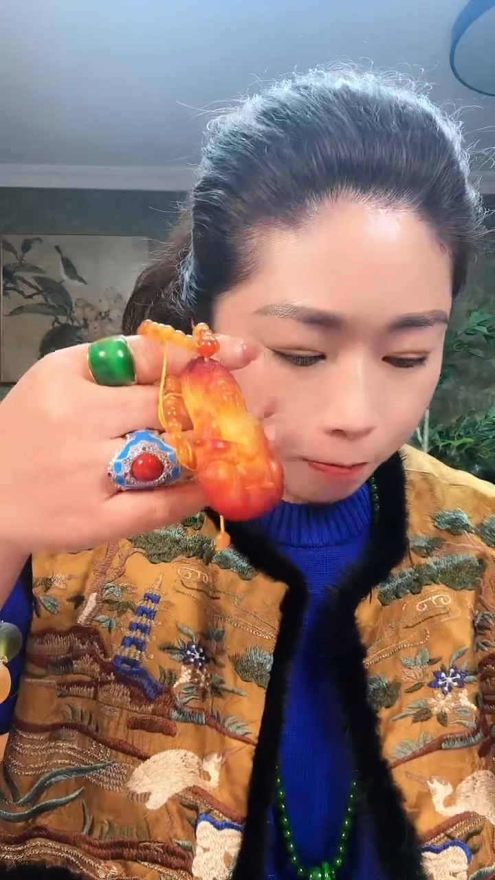 【闪购商品】树脂制品0000000T478