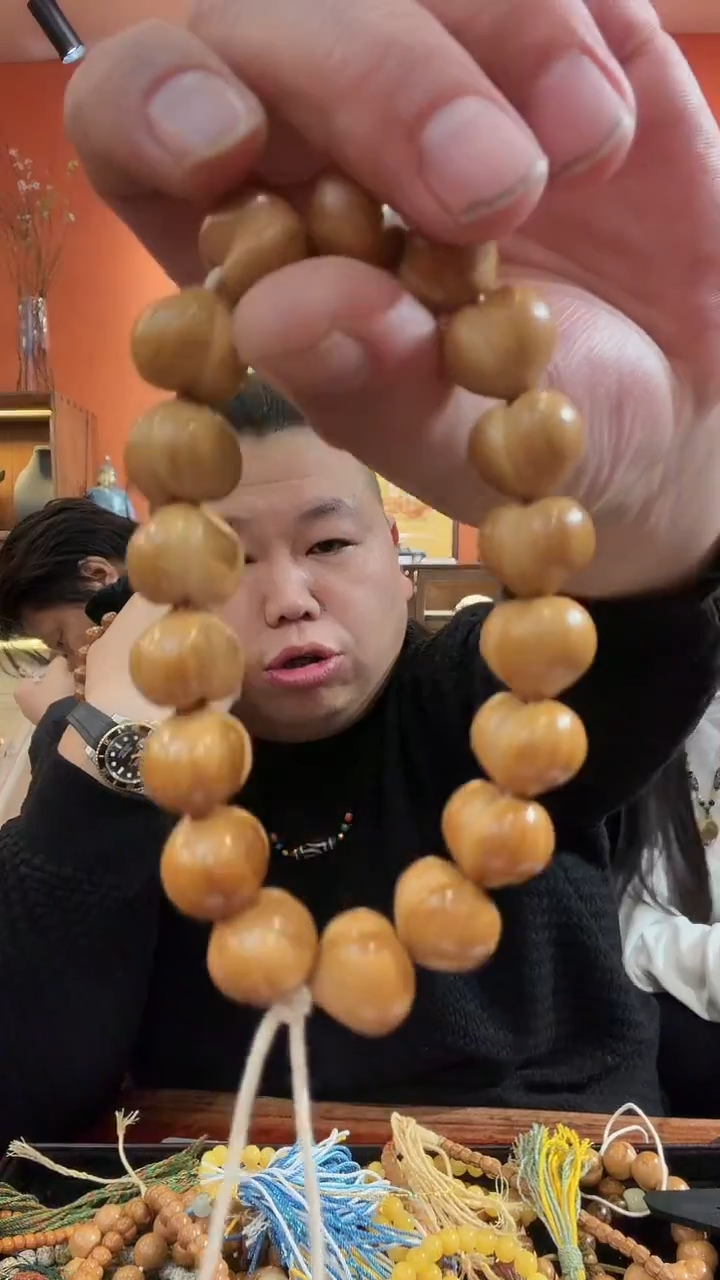 手串猴头核桃  屁桃手串全量性发1H019   