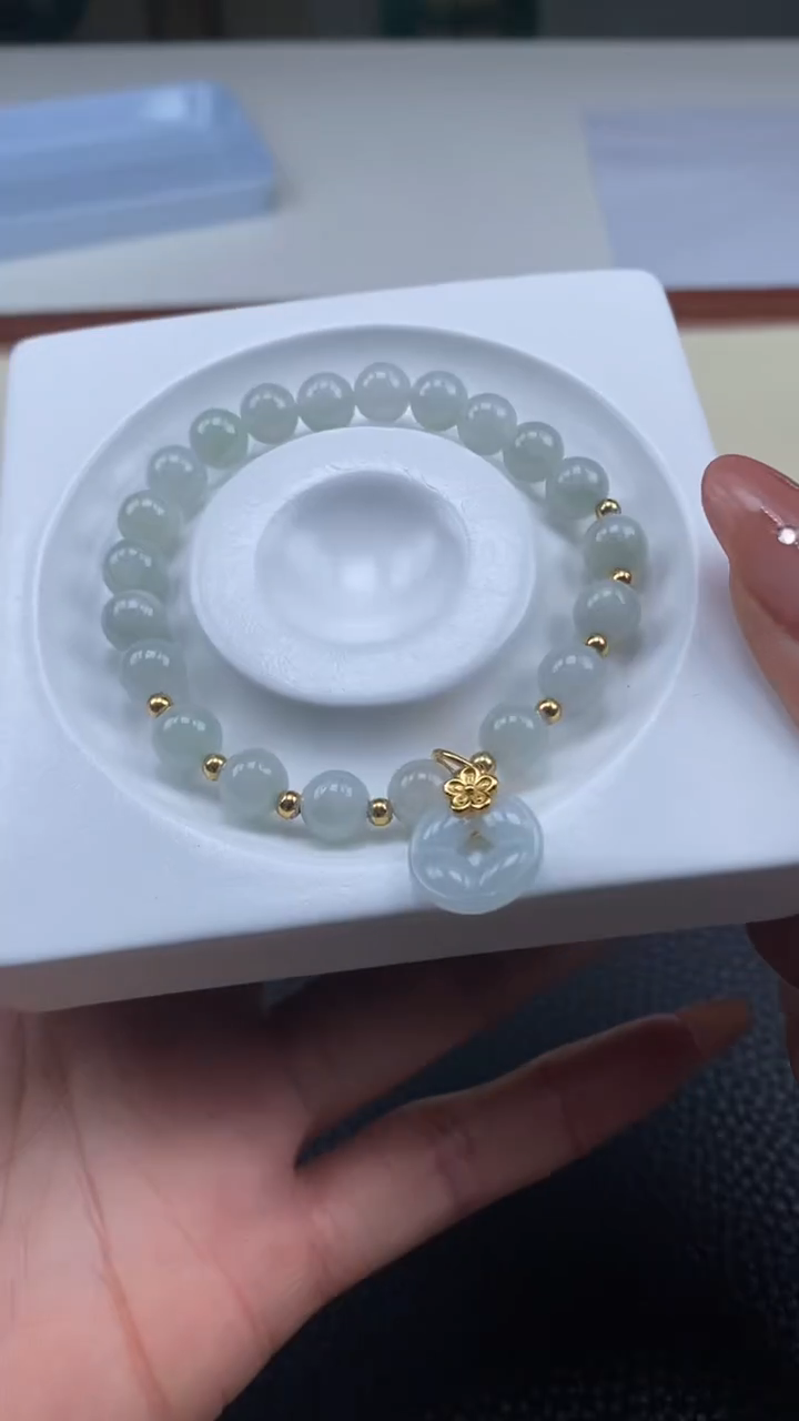 【闪购商品】翡翠挂件未镶嵌天然A货翡翠