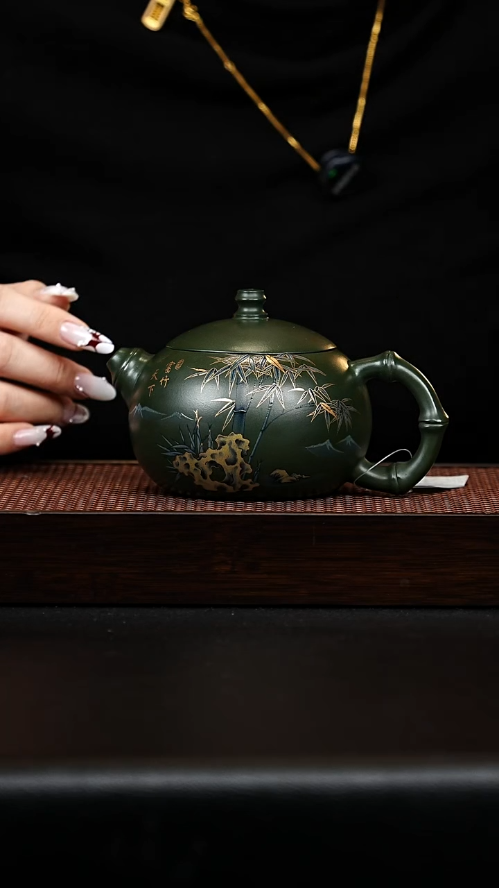 茶壶紫砂 西施 绿泥 梅付春 h206