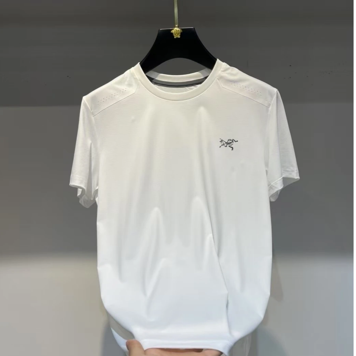 奥特莱斯撤柜N款SGN休闲百搭运动速干情侣短袖