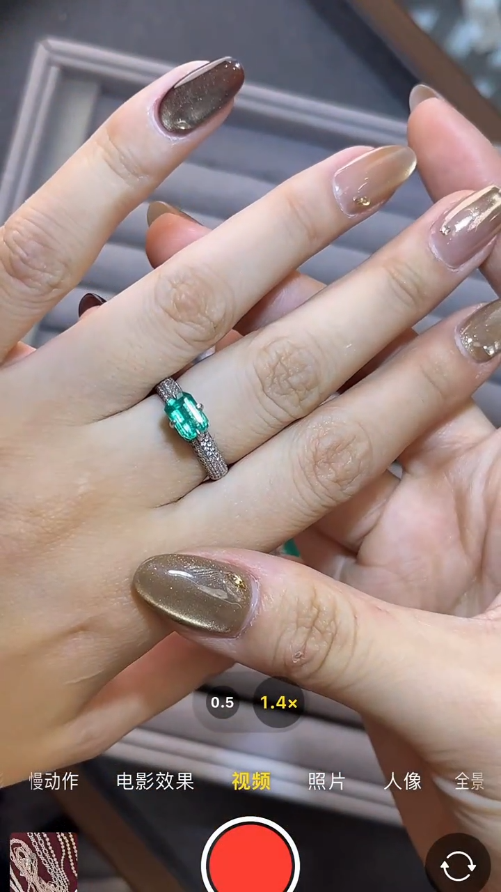 纯铜琉璃绿色戒指