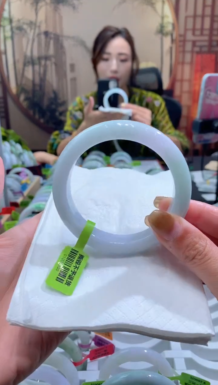 未镶嵌手镯翡翠000083346