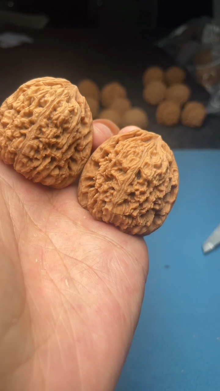 桃核把件a106  南疆石 38尺