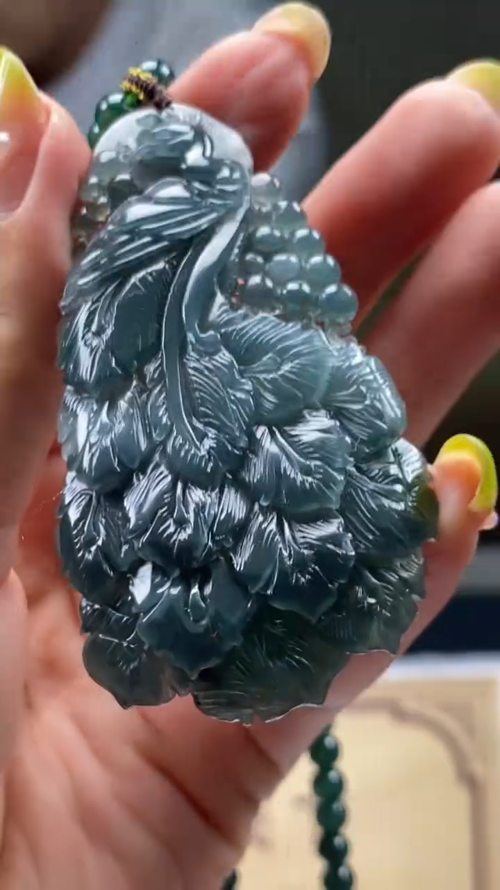 翡翠未镶嵌颈饰********46