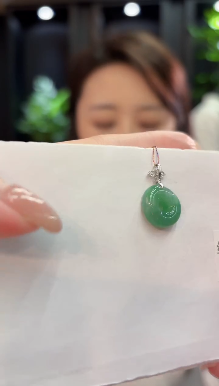 颈饰18K金镶嵌翡翠 缅甸A货/支持复检/一件
