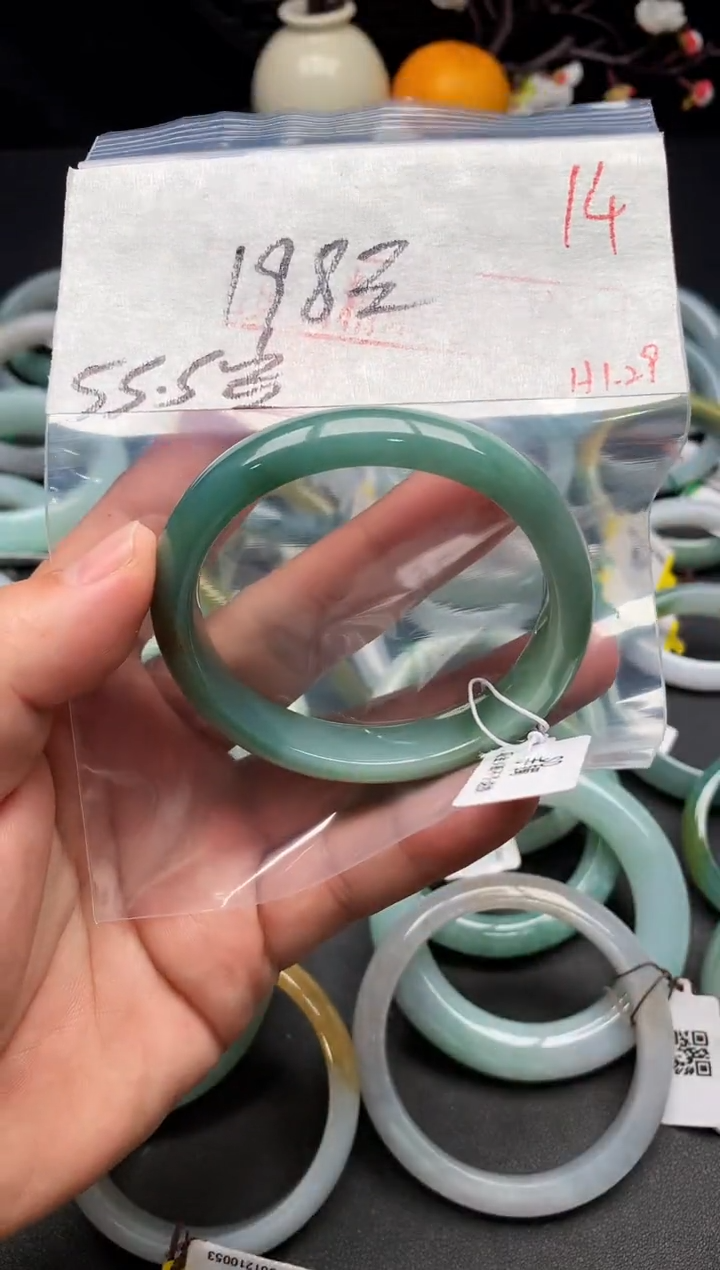 【闪购商品】定制翡翠未镶嵌毛货需精细抛光+多样性发货拍一发一