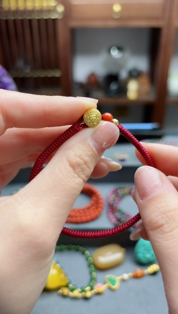 【闪购商品】18K金手饰18k金手绳 ZX