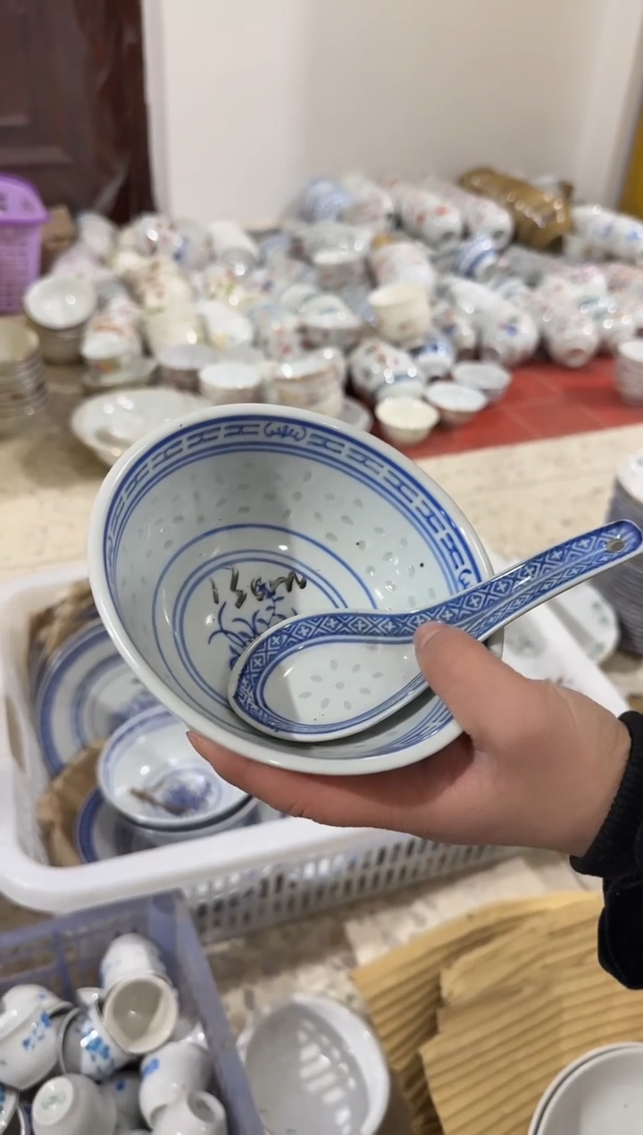 【闪购商品】摆件碗盘杯13厘米微瑕介意勿拍