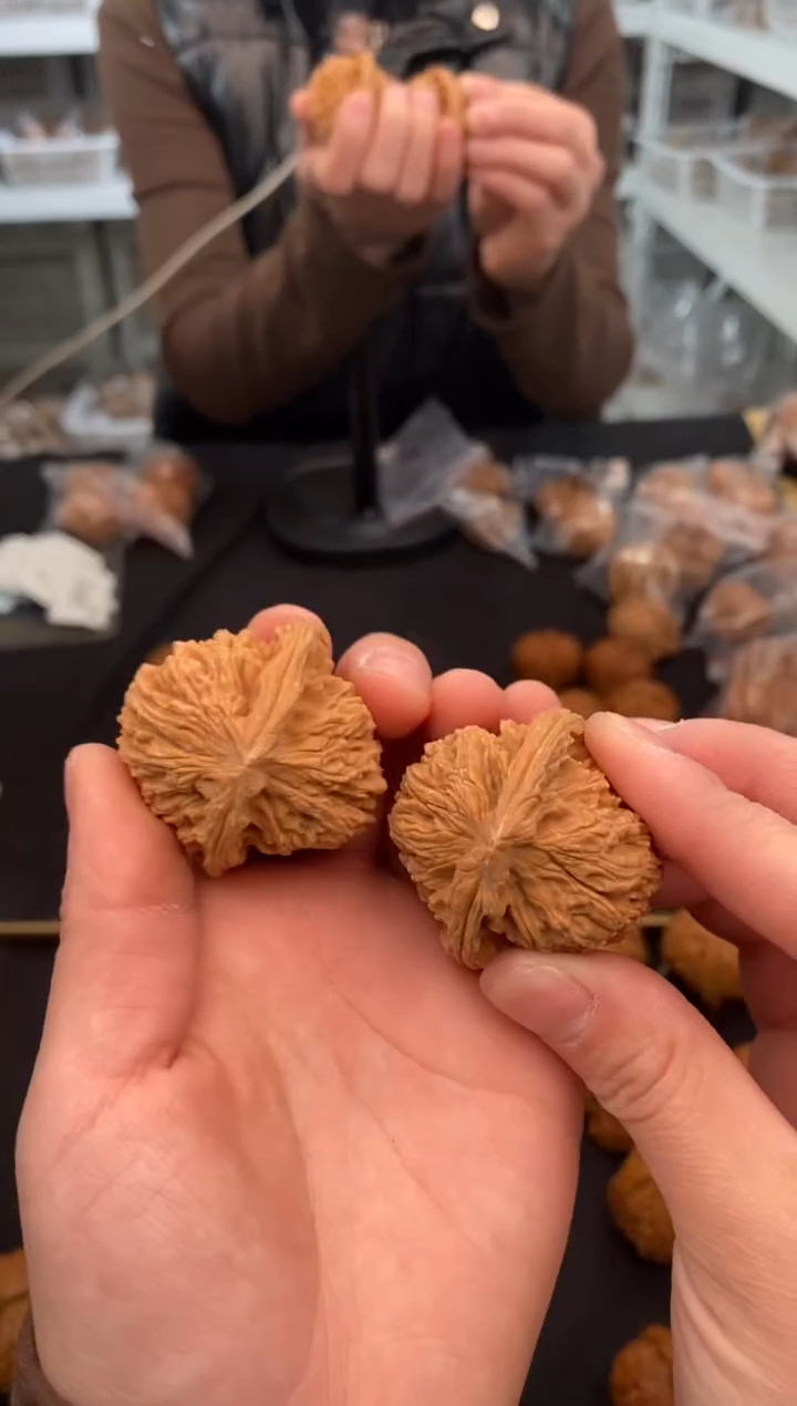 【闪购商品】文玩核桃把件南疆石39-t366
