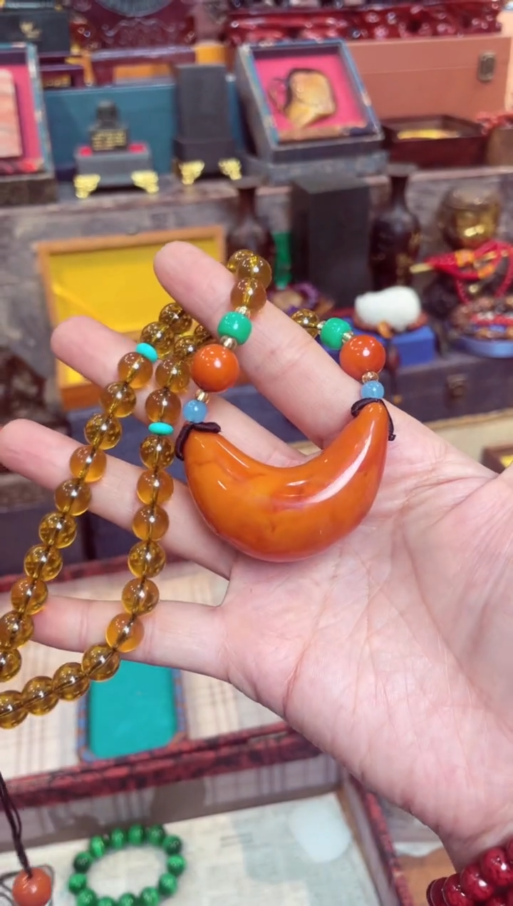 【闪购商品】蜜蜡颈饰未镶嵌