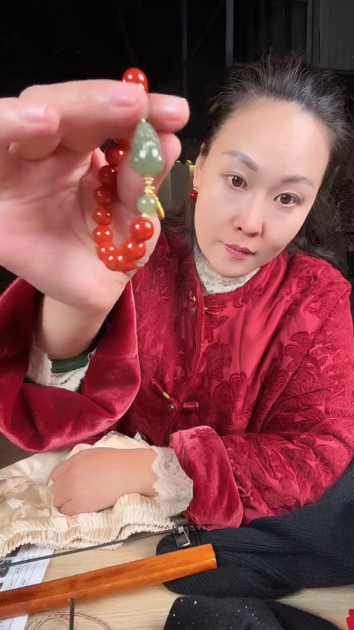 南红貔貅手串手串