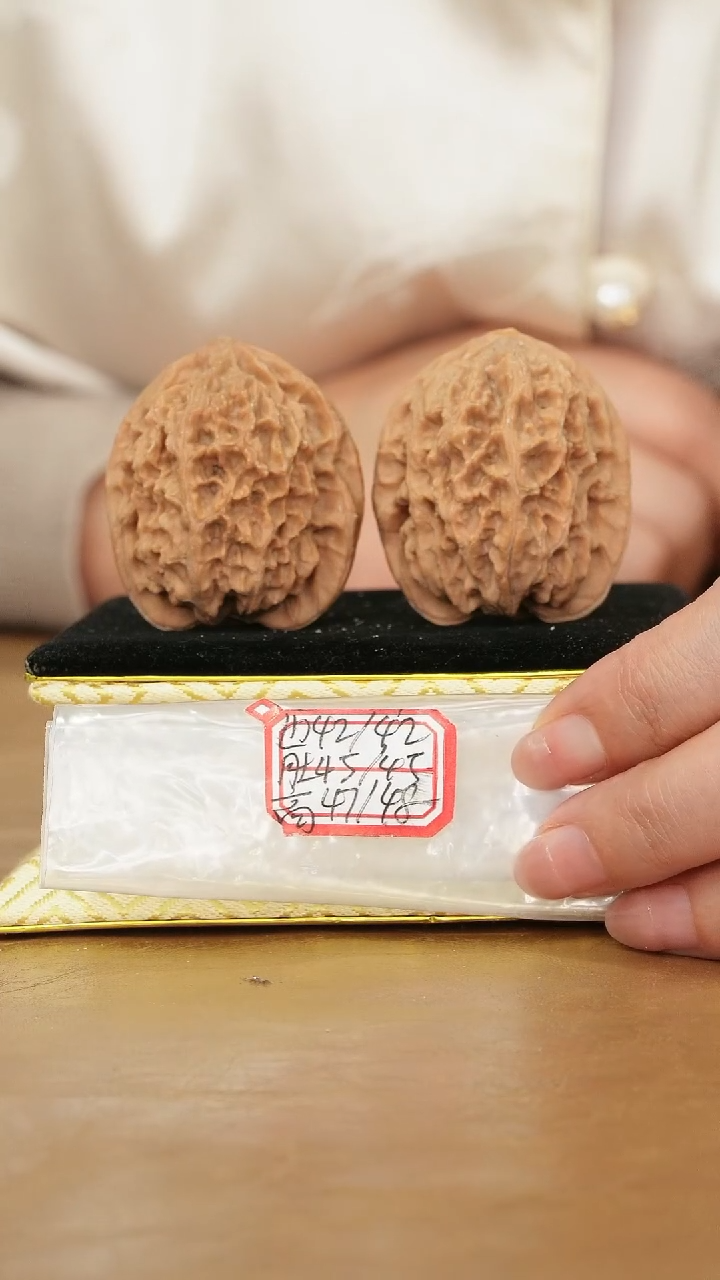 把件文玩核桃非嫁接将军榜有虫眼