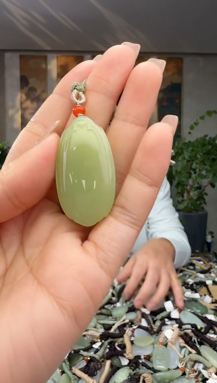 颈饰未镶嵌和田玉拍一发一多样性发货