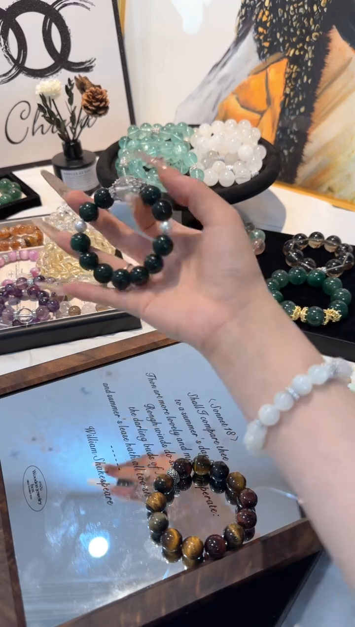 水晶手串未镶嵌绿草莓