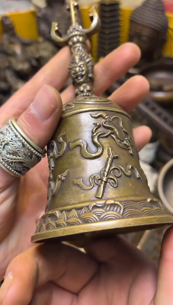 精美铜器，点击下单