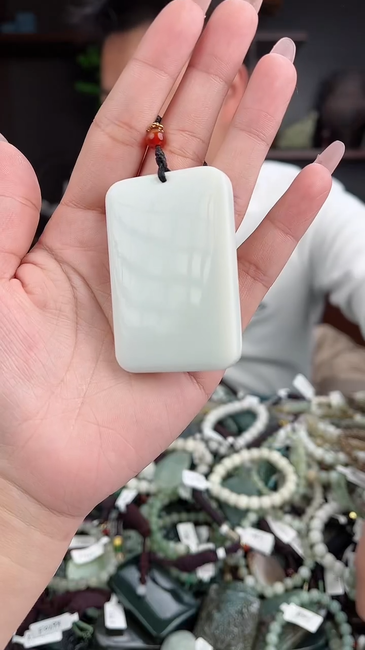 【闪购商品】和田玉（糖玉）颈饰未镶嵌多样性发货，一物一拍